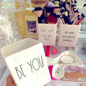 BE YOU | Buches organizers. 🎀